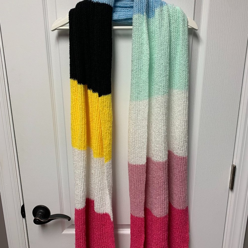 Scarf, knit, oversized